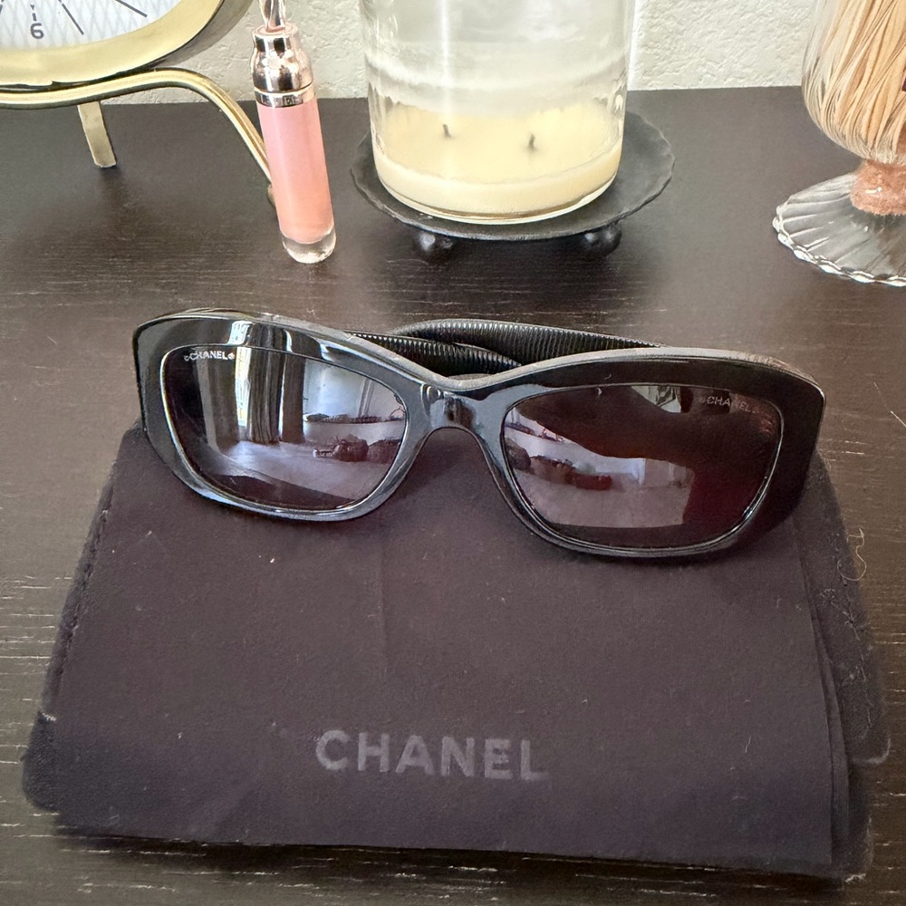CHANEL Black Sunglasses with Dark Lenses